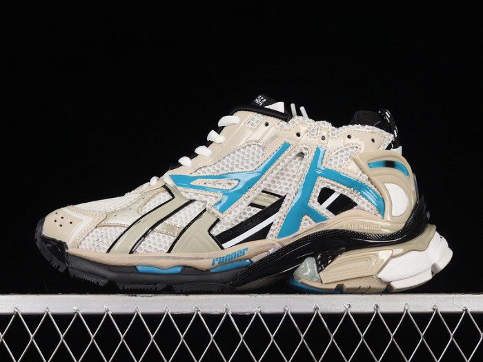 blcg runner sneaker