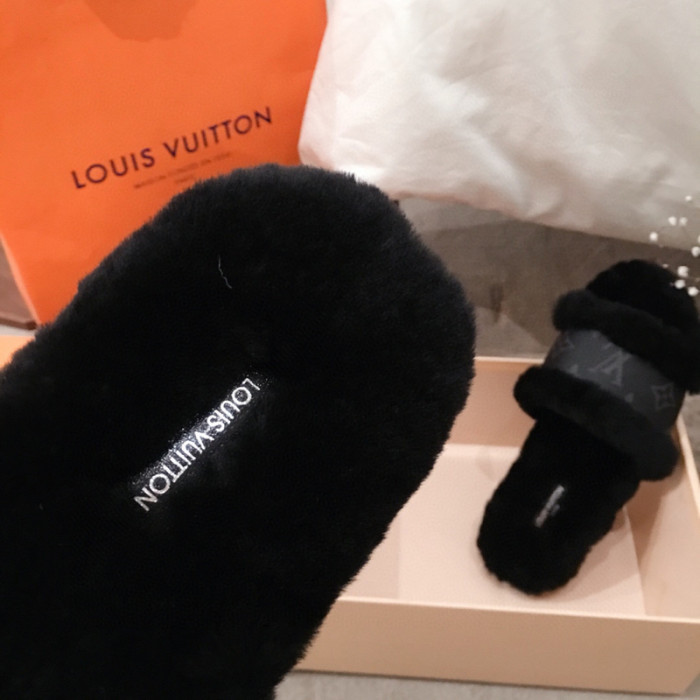 lou1_ton flat mule