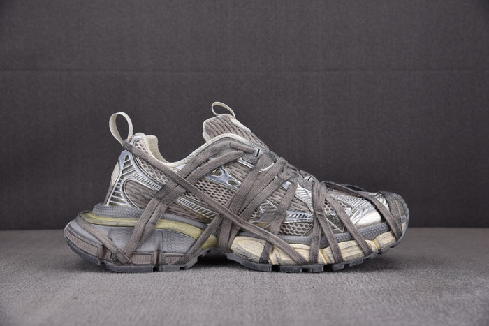 blc* 3xl sneaker