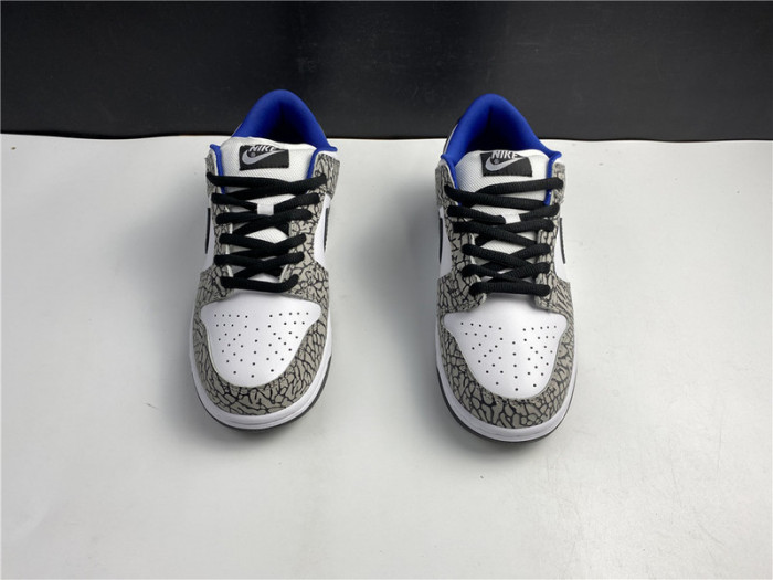 S*pre* x nike sb dunk low pro 