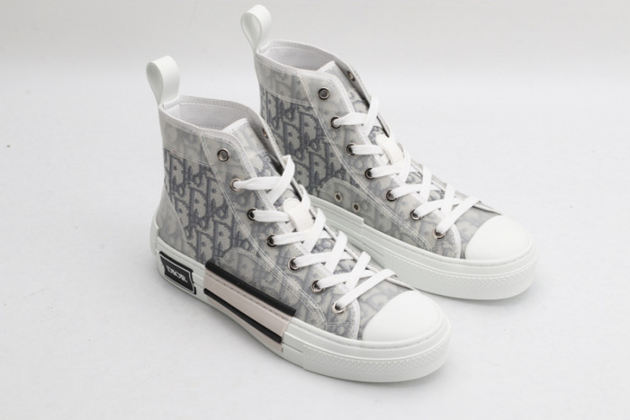 d1or b23 sneaker