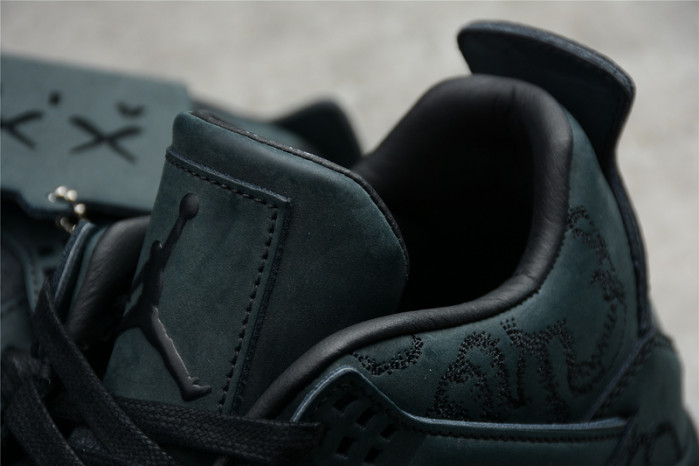 kaws x air jordan 4 retro 