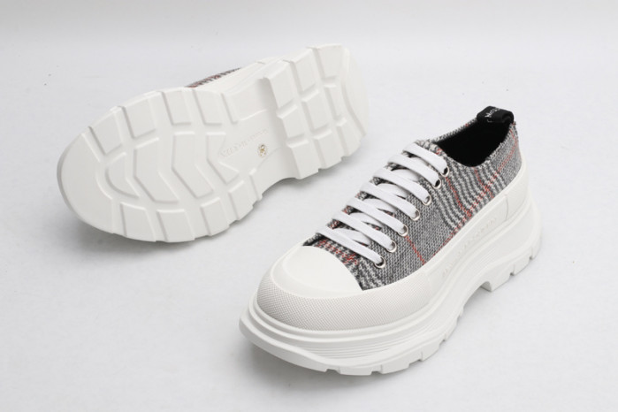 mcqueen tread slick