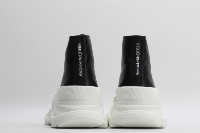 mcqueen tread slick