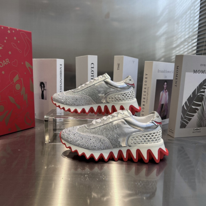 CHRISTIAN LOUBOUT1N Loubishark man (CUSTOMIZE)