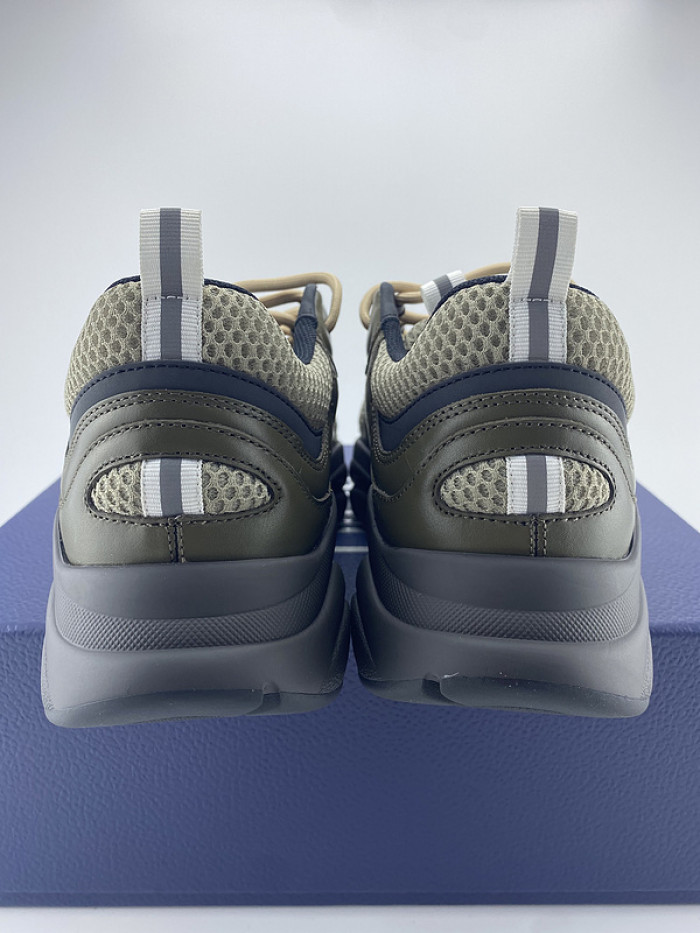 d1or b22 sneaker