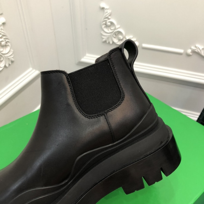 botteg*Ve*ne*ta tire leather ankle boots