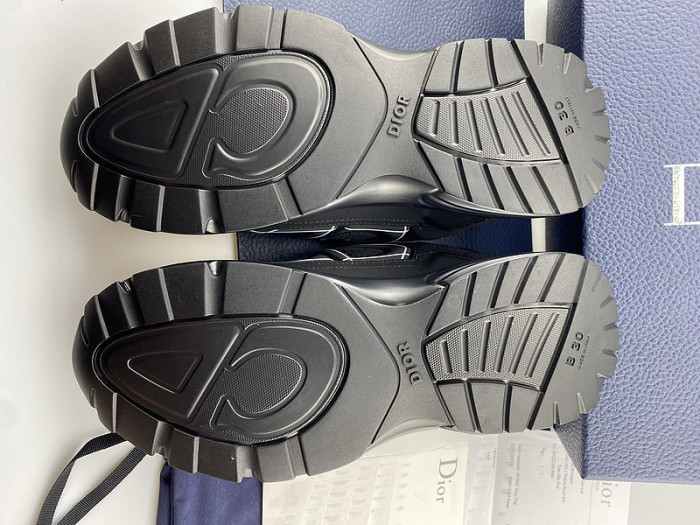 d1or b30 sneaker