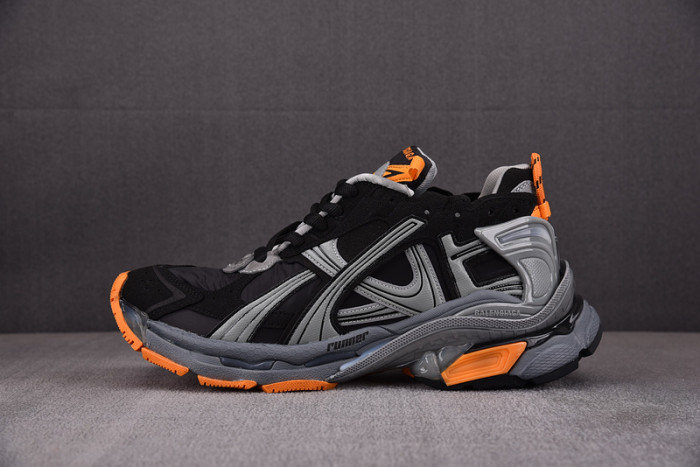 blcg runner sneaker
