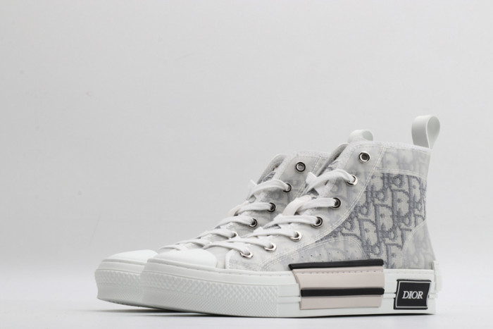 d1or b23 sneaker