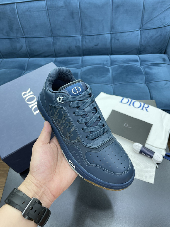 d1or b27 sneaker
