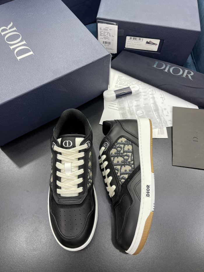 d1or b27 sneaker