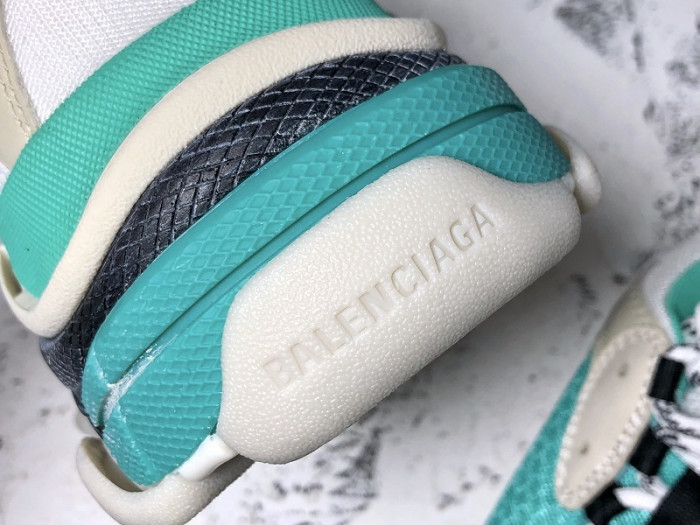 BLC* Triple S Trainer