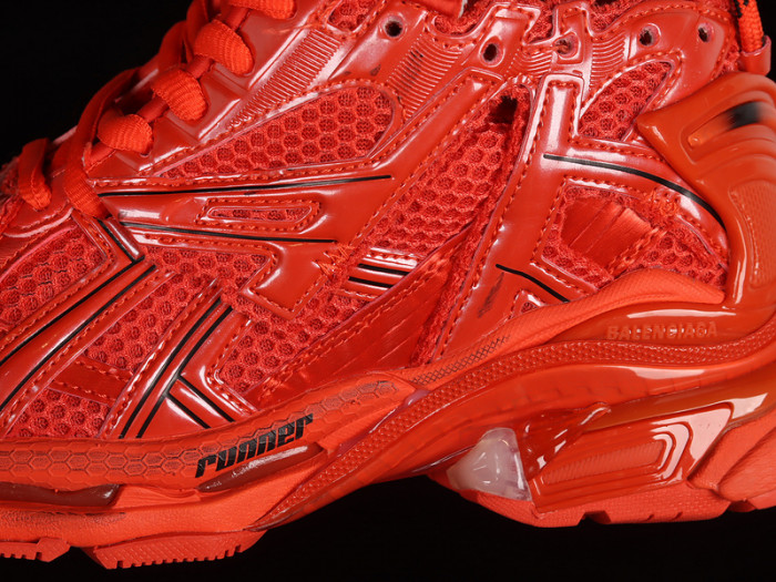 blcg runner sneaker