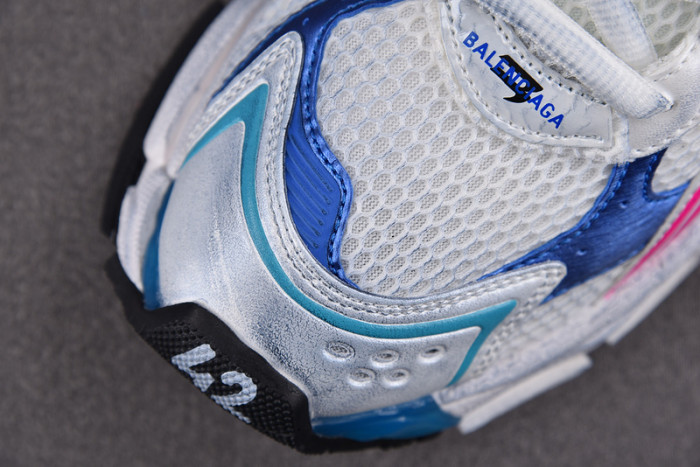 blcg runner sneaker