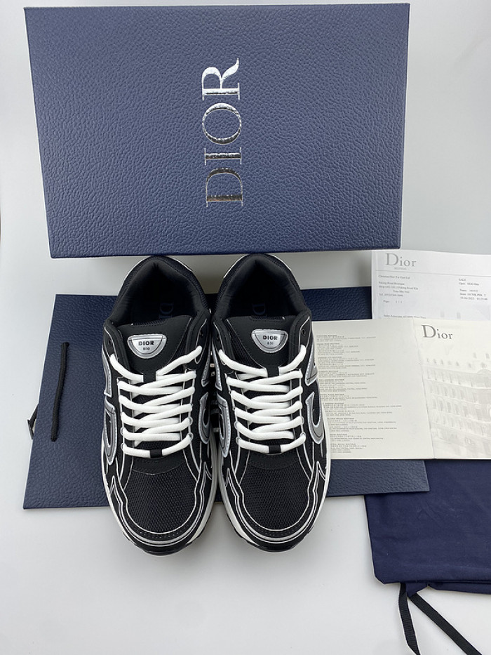 d1or b30 sneaker