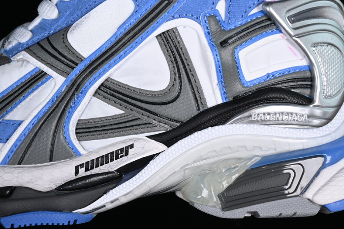 blcg runner sneaker