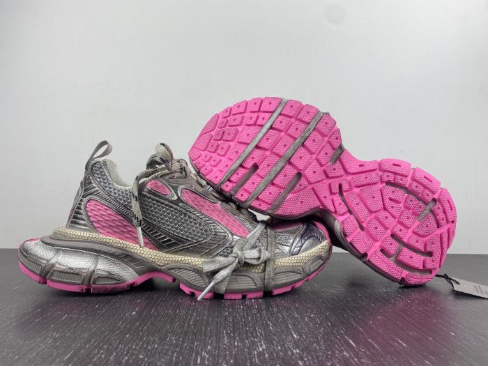blc* 3xl sneaker