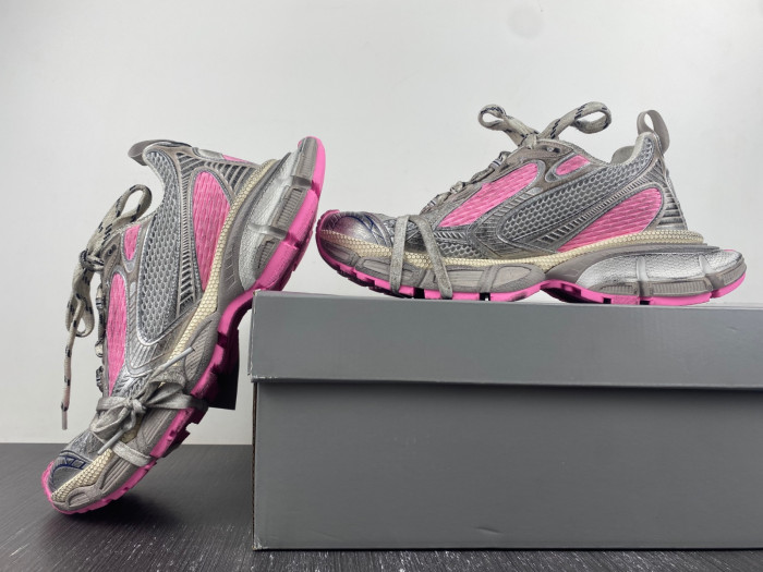 blc* 3xl sneaker